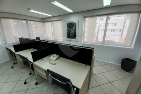 Sala comercial mobiliada para locação no Paraíso