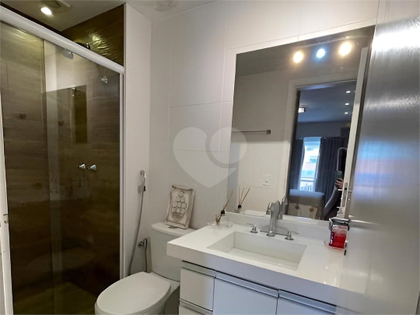 Apartamento à venda com 3 quartos, sendo 1 suíte, em São Bento, Cabo Frio, RJ