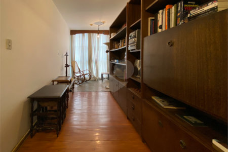 Apartamento à venda com 3 quartos, sendo 1 suíte, em Santa Cecília, São Paulo, SP