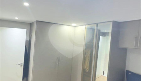 Apartamento à venda com 2 quartos em Cambuci, São Paulo, SP