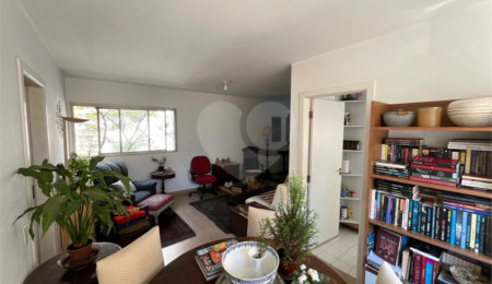 Apartamento à venda com 3 quartos, sendo 2 suítes,  em Jardim Paulista, São Paulo, SP