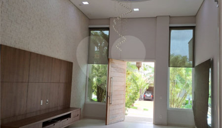 Casa à venda com 3 suítes no condomínio Residencial Terra Nobre, Indaiatuba - SP