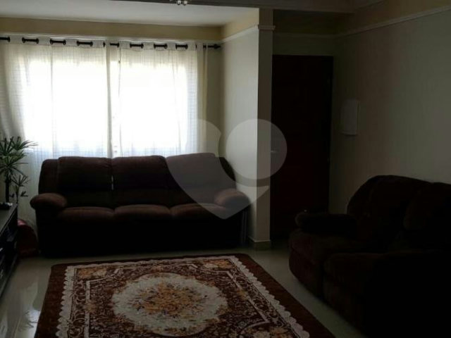 Sobrado à venda com 4 quartos, sendo 3 suítes,  em Jardim Virginia Bianca, São Paulo, SP