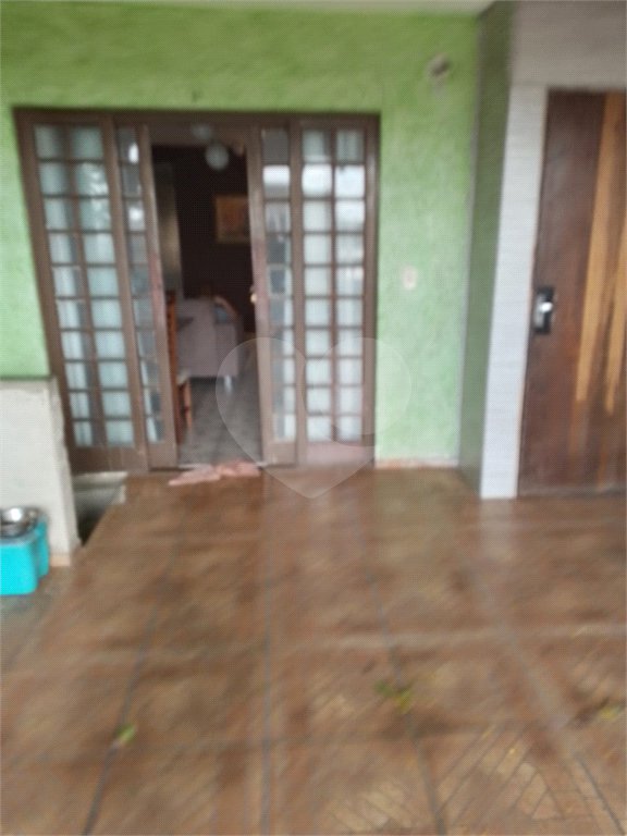 Sobrado à venda com 4 quartos no Brasilândia, São Paulo, SP