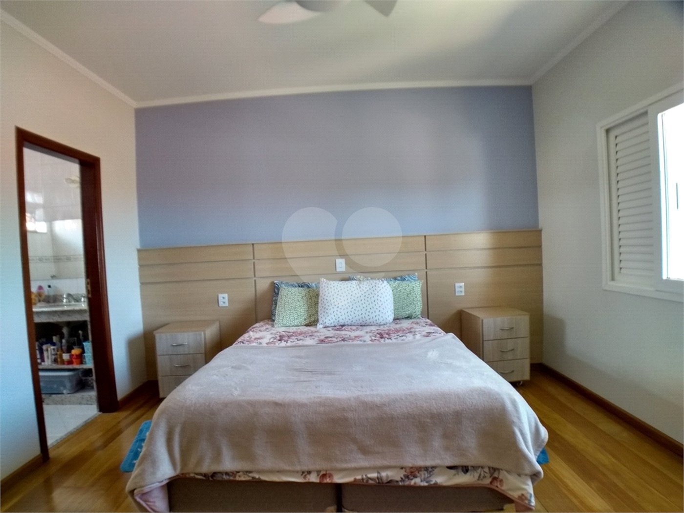 Casa à venda com 3 suítes em Santa Cândida, Vinhedo, SP