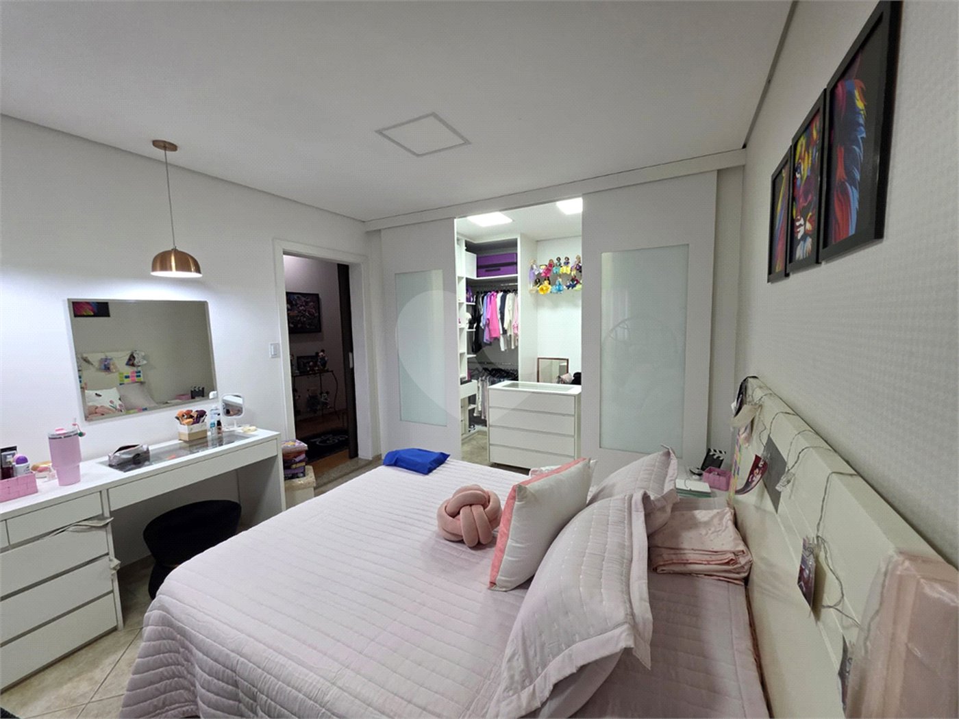 Sobrado à venda com 6 quartos, sendo 3 suítes, em Santa Teresinha, São Paulo, SP