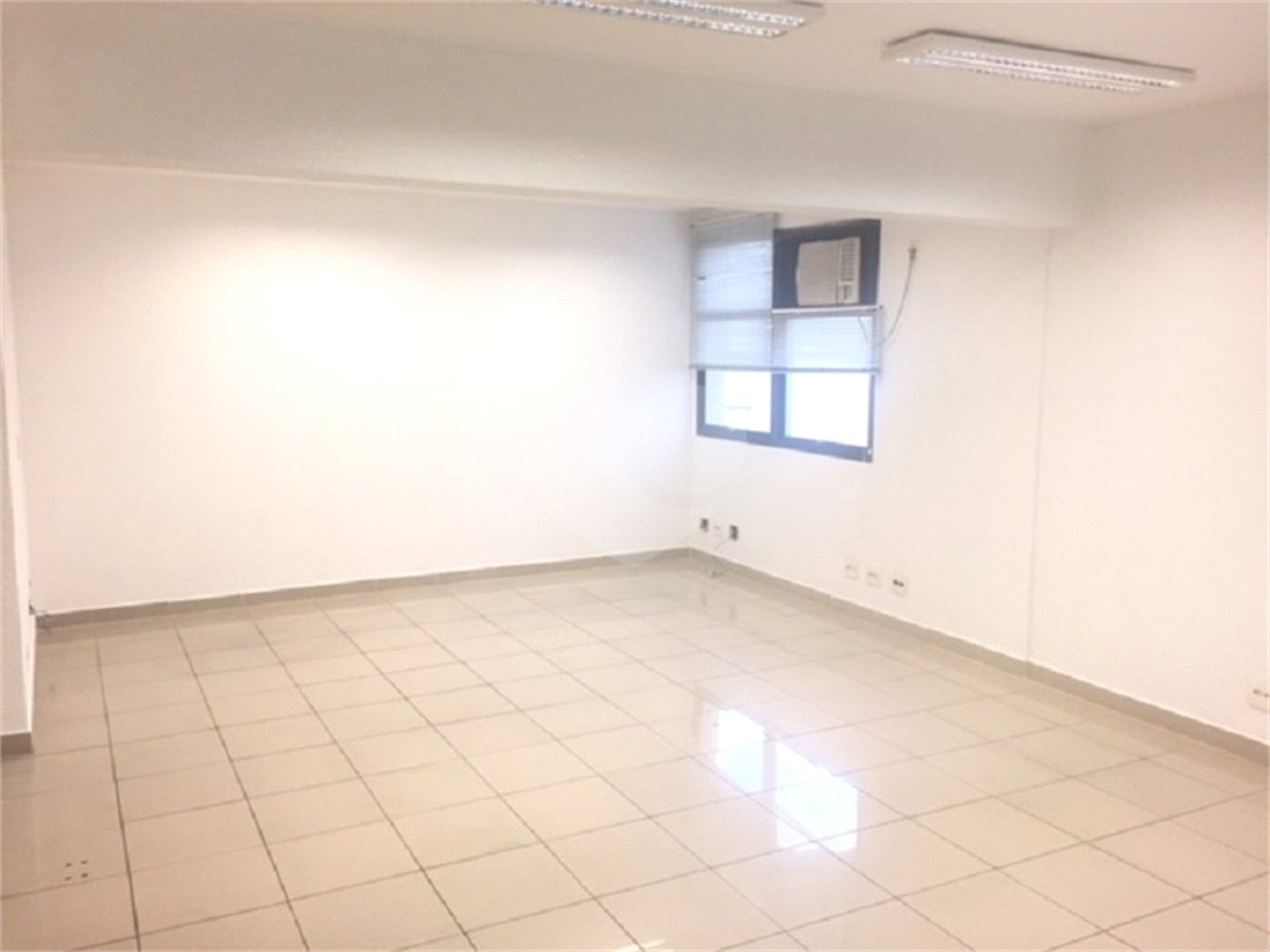 Flat para alugar com 1 suíte em Indianópolis, São Paulo, SP