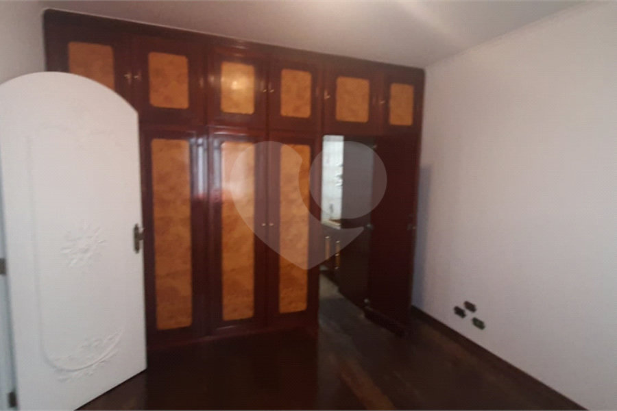 Sobrado à venda com 4 quartos, sendo 2 suítes, em Jardim França, São Paulo, SP