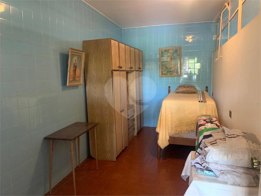 Casa à venda ou para alugar com 6 quartos, sendo 2 suítes, em Parque São George, Cotia, SP