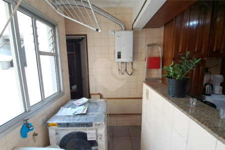 Apartamento à venda com 3 quartos, sendo 1 suíte, em Vila Mariana, São Paulo, SP