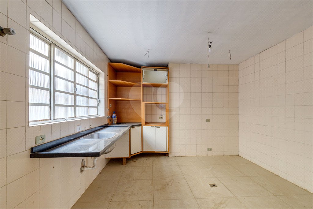 Casa Térrea à venda com 4 quartos, sendo 1 suíte, em Brooklin, São Paulo, SP