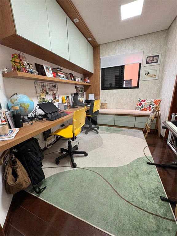 Apartamento à venda com 3 quartos, sendo 1 suíte, em Nova Petrópolis, São Bernardo do Campo, SP