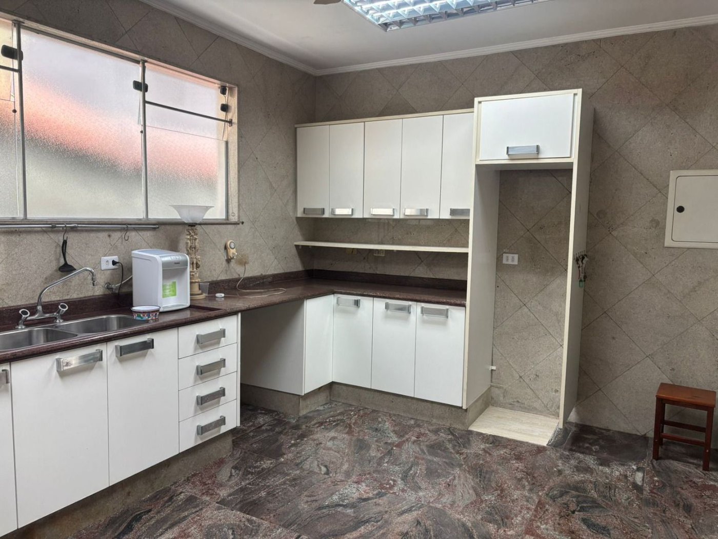 Casa com 3 dormitórios à venda, 330 m² por R$ 2.770.000,00 - Ponta da Praia - Santos/SP