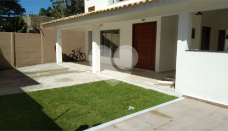 Casa à venda com 4 quartos, sendo 1 suíte, em Arraial D´ajuda, Porto Seguro, BA
