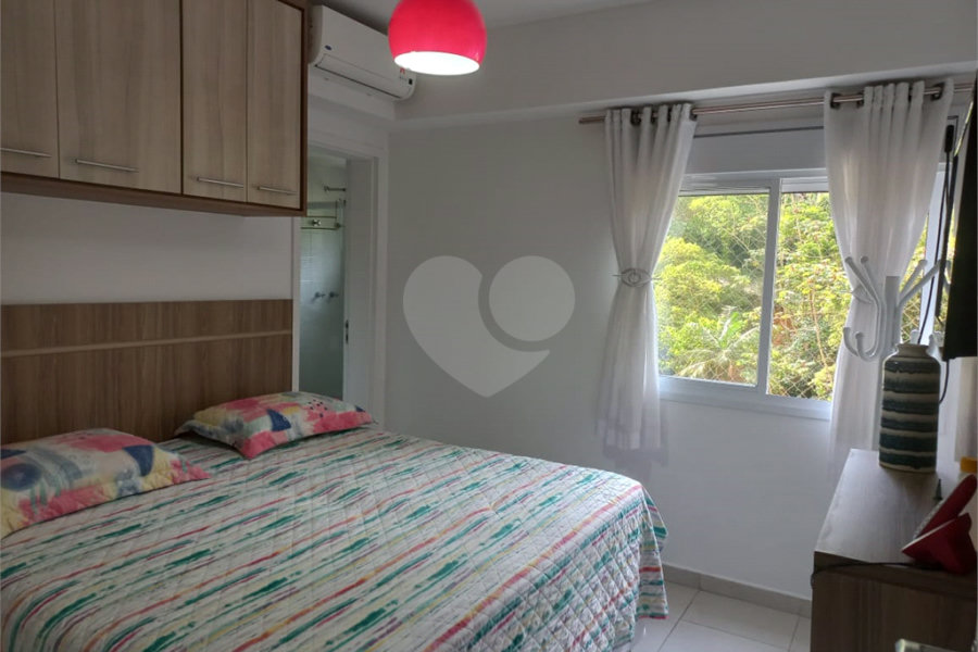 Apartamento à venda ou para alugar com 3 suítes em Enseada, Guarujá, SP
