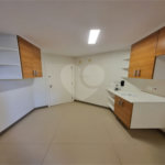 Apartamento à venda com 2 quartos, sendo 1 suíte,  em Barra da Tijuca, Rio de Janeiro, RJ