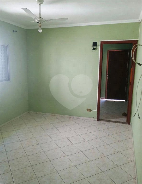 Sobrado à venda com 5 quartos em Vila Arriete, São Paulo, SP