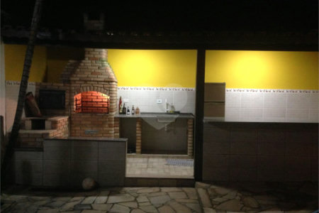 Sobrado à venda com 3 quartos, sendo 1 suíte,  em Residencial Novo Horizonte I, Mogi das Cruzes, SP