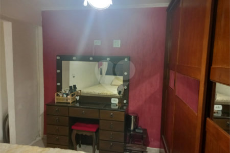 Sobrado à venda com 3 quartos em Santa Teresinha, São Paulo, SP
