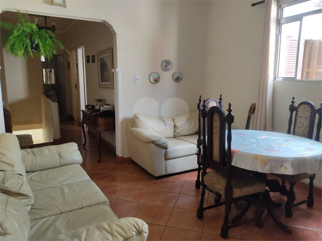 Casa à venda com 2 quartos, sendo 1 suíte,  em Pinheiros, São Paulo, SP