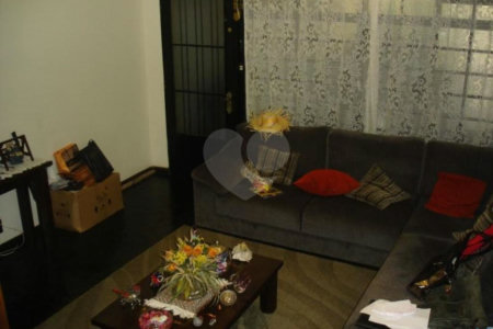 Casa à venda com 4 quartos, sendo 3 suítes,  em Jardim Bonfiglioli, São Paulo, SP