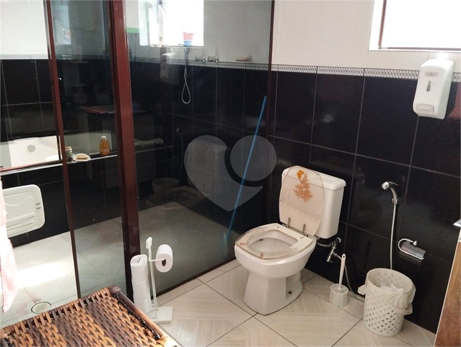 Casa à venda com 4 quartos, sendo 2 suítes, em Vila Santa Margarida, Ferraz de Vasconcelos, SP