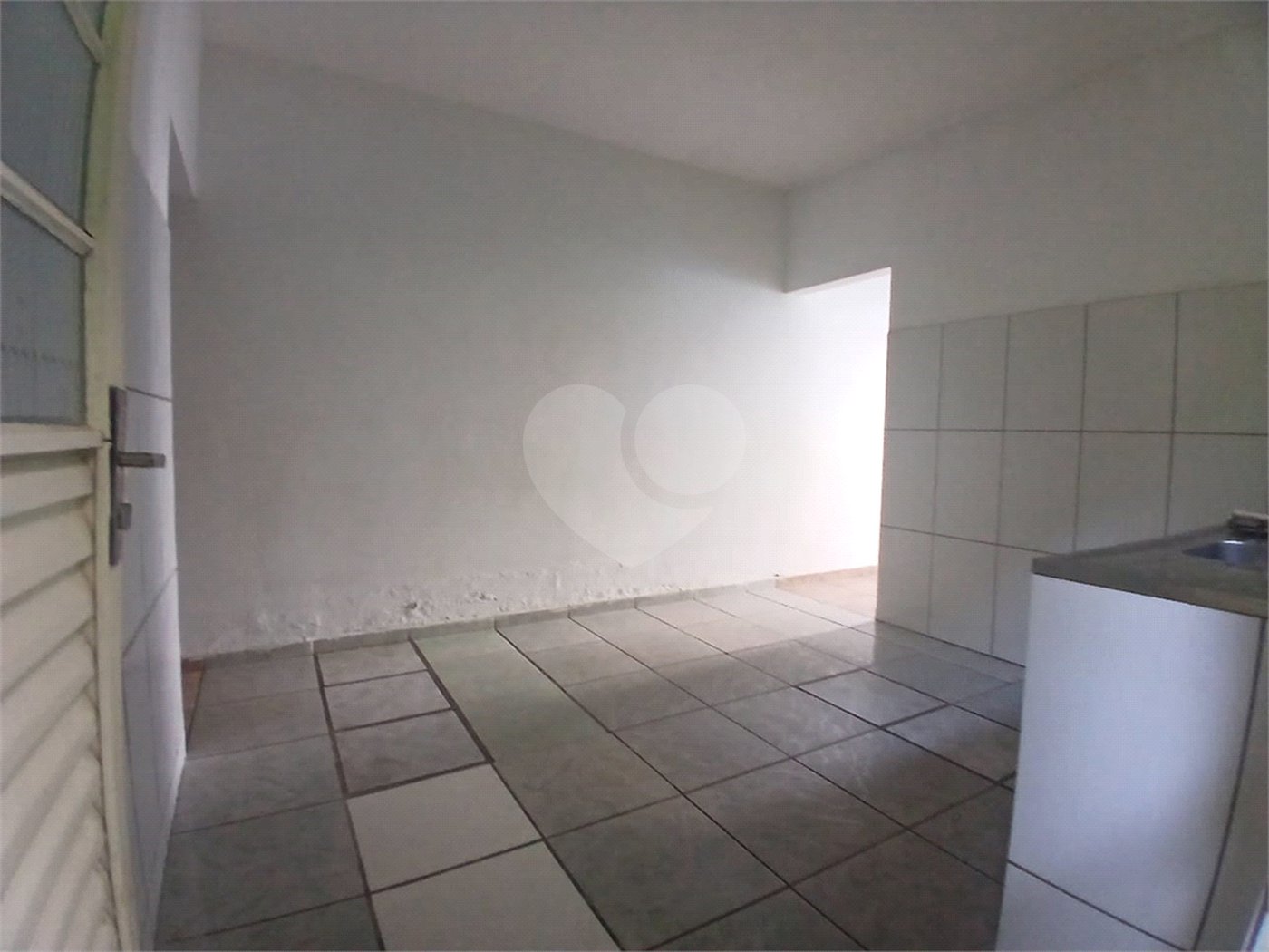 Casa à venda com 2 quartos em Jardim das Palmeiras, Atibaia, SP