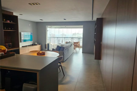 Apartamento à venda com 2 suítes em Vila Andrade, São Paulo, SP
