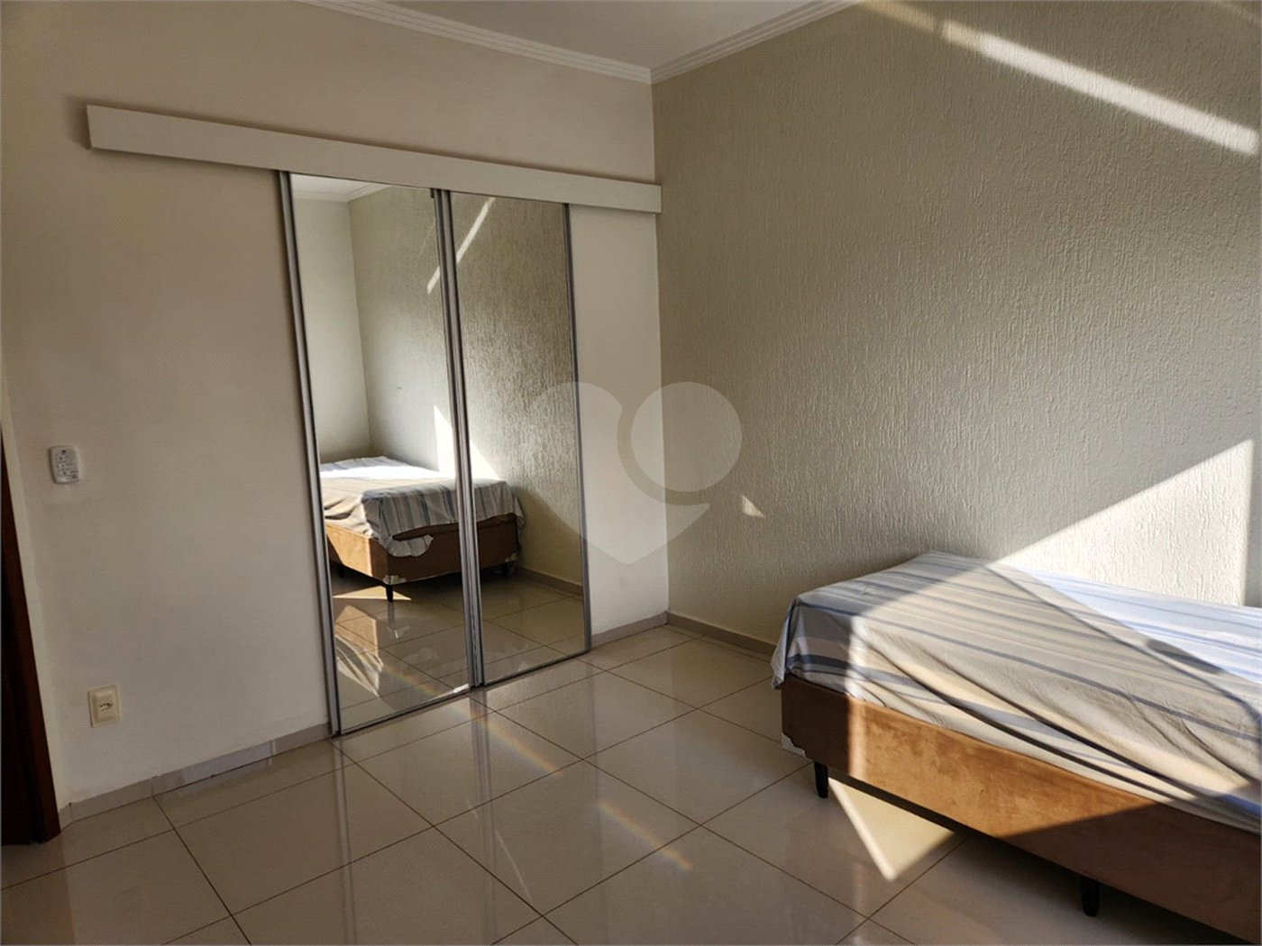 Casa à venda ou para alugar com 3 quartos, sendo 1 suíte, em Jardim Primavera, Araraquara, SP