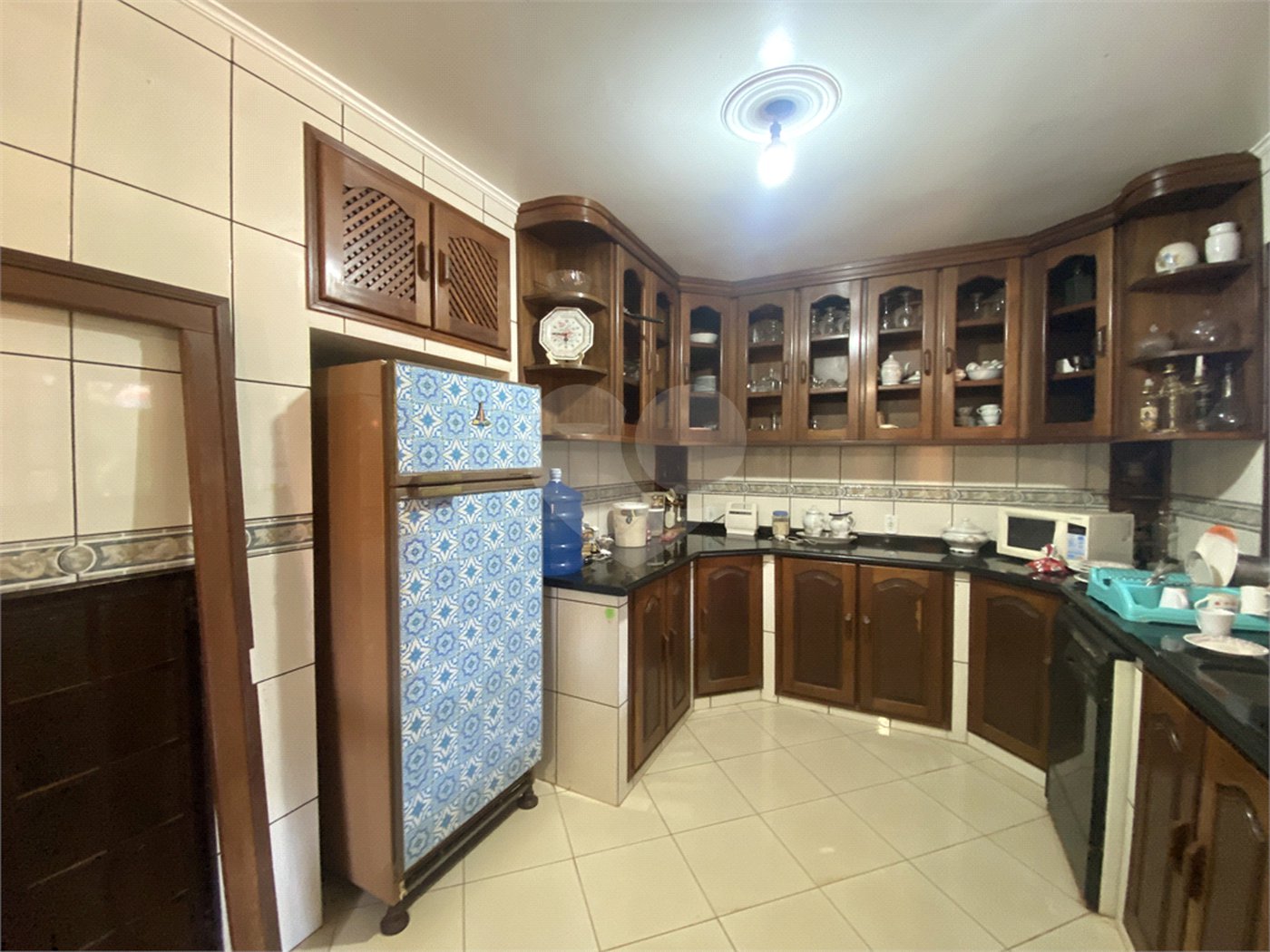 Casa à venda com 3 quartos, sendo 1 suíte, em Parque Residencial Monte Carlo, Ponta Porã, MS