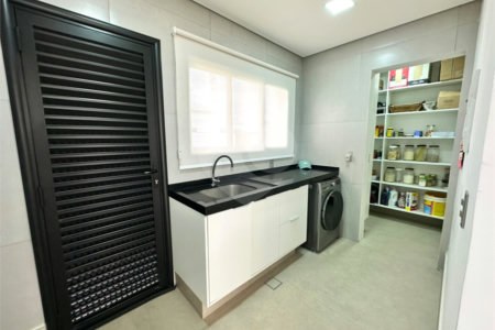 Casa à venda com 3 suítes no condomínio Villas do Golfe, Itu - SP