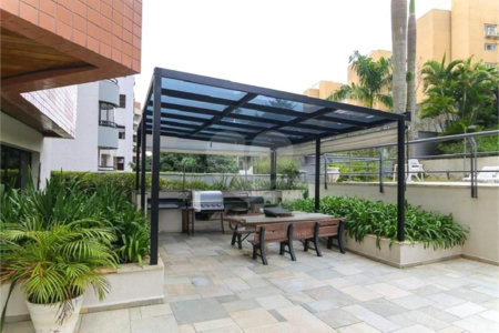 Apartamento à venda com 3 suítes em Jardim Vitória Régia, São Paulo, SP