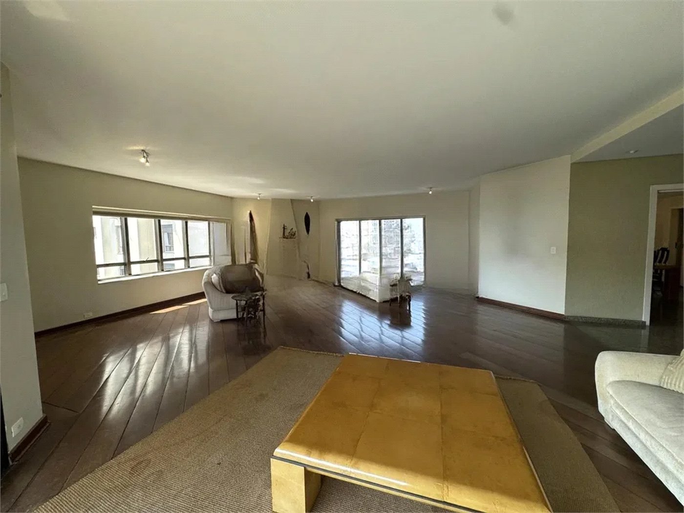 Apartamento à venda com 4 quartos, sendo 2 suítes, em Vila Suzana, São Paulo, SP