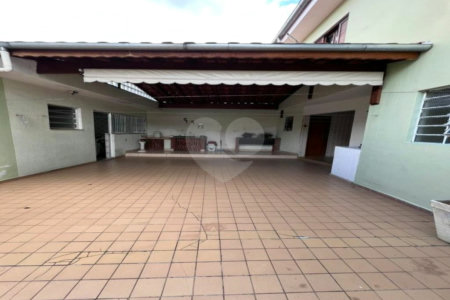 Casa à venda com 3 quartos, sendo 1 suíte,  em Vila Mazzei, São Paulo, SP
