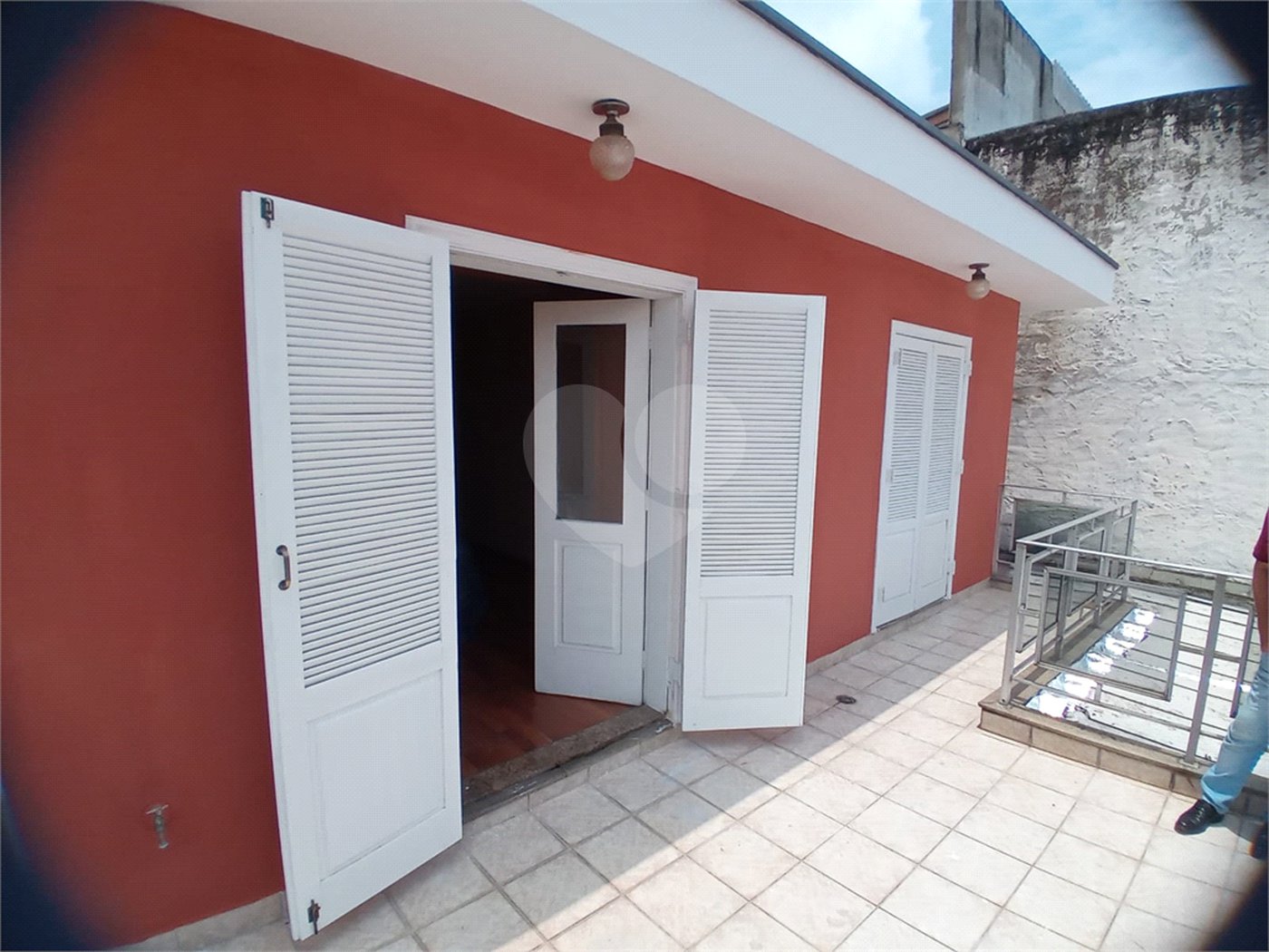 Casa à venda ou para alugar com 6 quartos, sendo 4 suítes, em Vila Campestre, São Paulo, SP