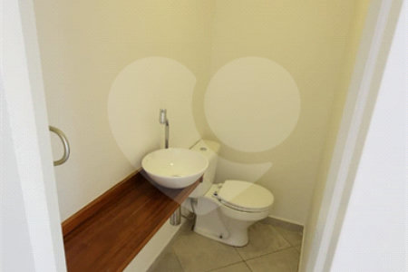 Apartamento à venda com 3 quartos, sendo 2 suítes,  em Paraíso do Morumbi, São Paulo, SP