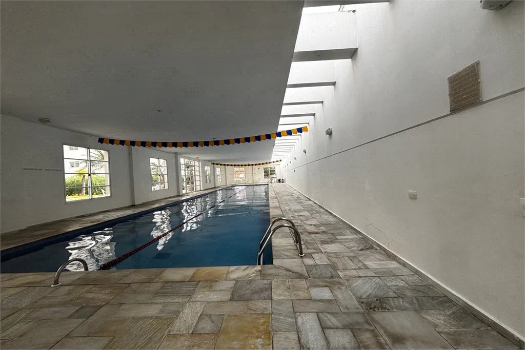 Apartamento para alugar com 3 suítes em Vila Romana, São Paulo, SP