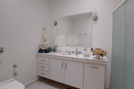 Casa Térrea à venda com 5 suítes em Bairro do Cambará, São Roque, SP