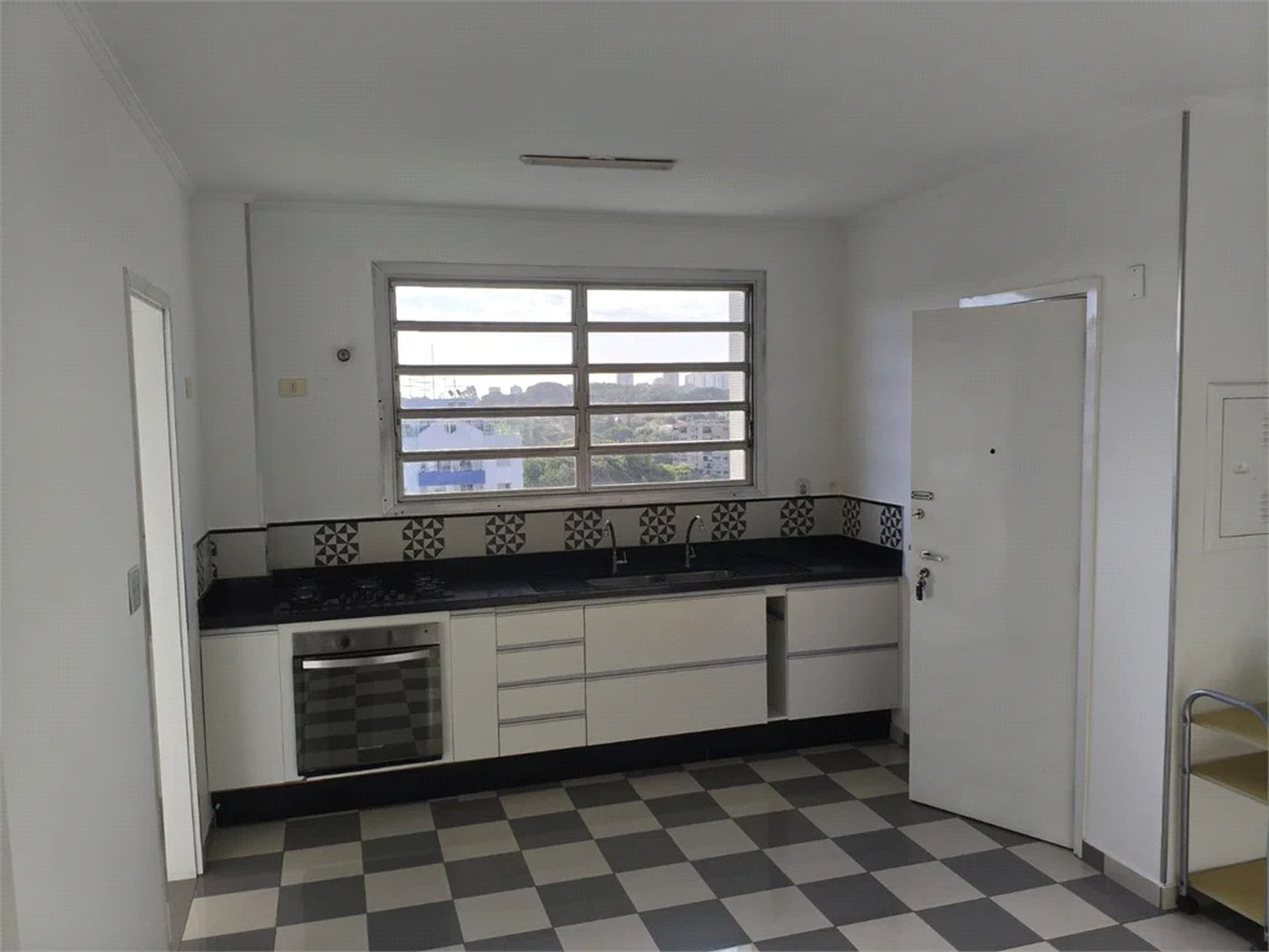 Apartamento à venda com 3 quartos, sendo 1 suíte, em Lapa, São Paulo, SP