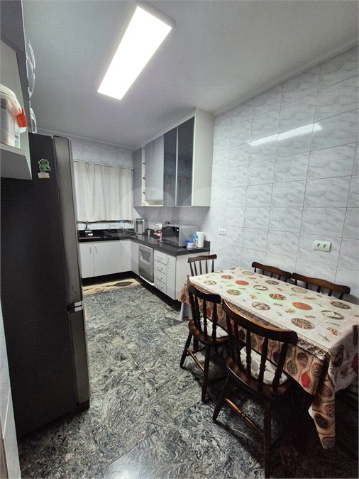 Sobrado à venda com 3 suítes em Vila Euclides, São Bernardo do Campo, SP