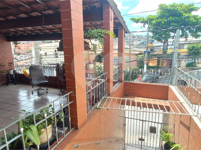 Sobrado à venda com 3 quartos, sendo 1 suíte,  em Tremembé, São Paulo, SP