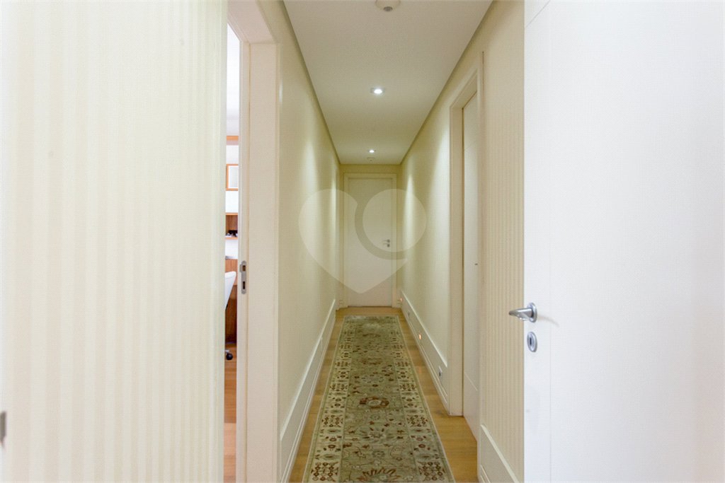 Apartamento à venda com 4 suítes em Vila Suzana, São Paulo, SP