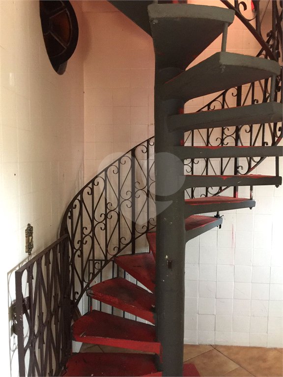 Sobrado à venda com 4 quartos, sendo 1 suíte,  em Santo Amaro, São Paulo, SP