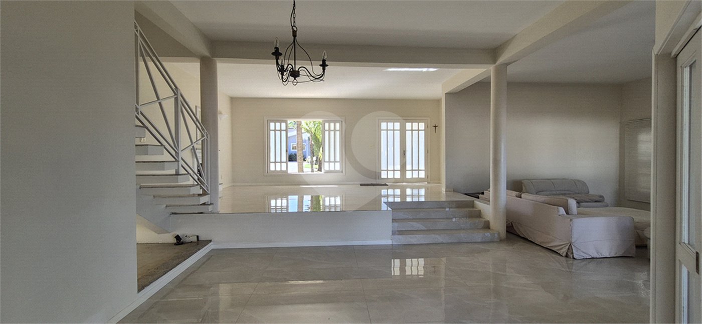 Casa à venda ou para alugar com 3 suítes no condomínio Jardim Theodora, Itu - SP