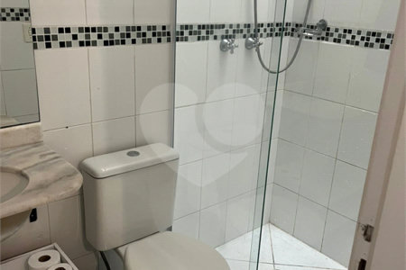 Casa à venda com 3 quartos no condomínio Jd Rebelato, Cotia - SP