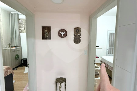 Casa à venda com 3 quartos, sendo 1 suíte, em Chora Menino, São Paulo, SP
