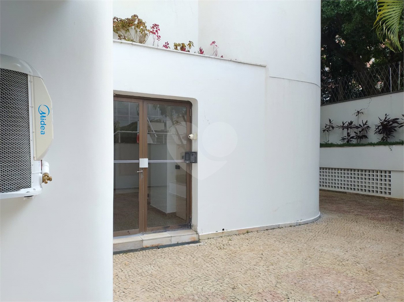 Apartamento à venda com 4 quartos, sendo 1 suíte,  em Brooklin Paulista, São Paulo, SP