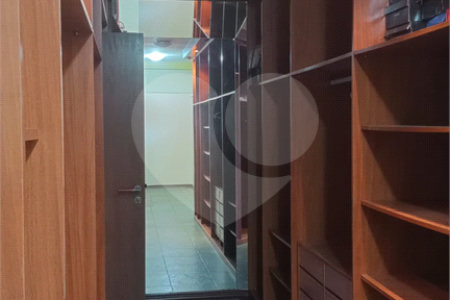 Casa à venda ou para alugar com 5 suítes no condomínio Vilage Zuleika Jabour, Salto - SP
