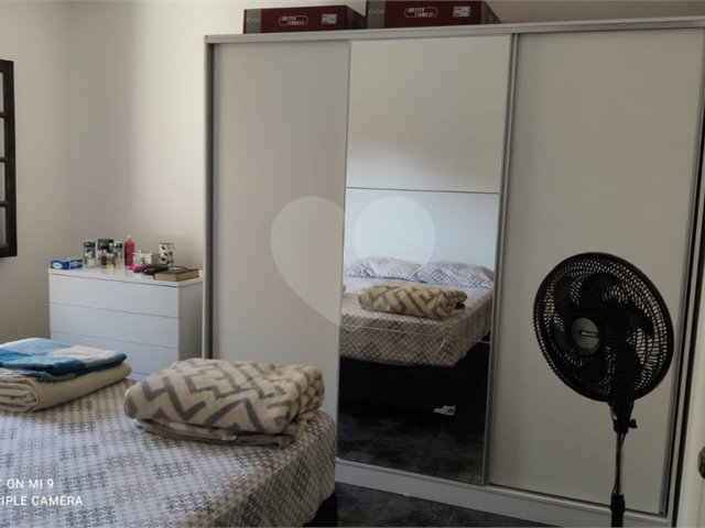 Casa à venda com 4 quartos, sendo 3 suítes,  no condomínio Sausalito, Mairiporã - SP