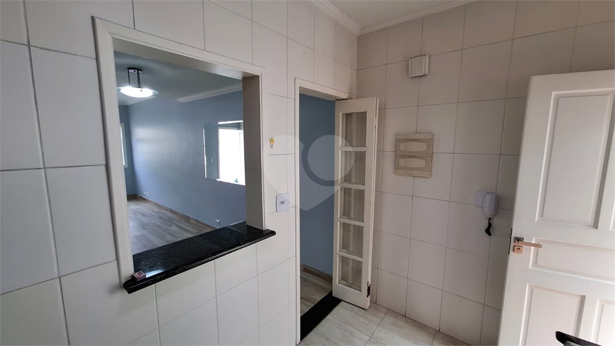 Casa à venda com 2 suítes no condomínio Village Palmas, São Paulo - SP